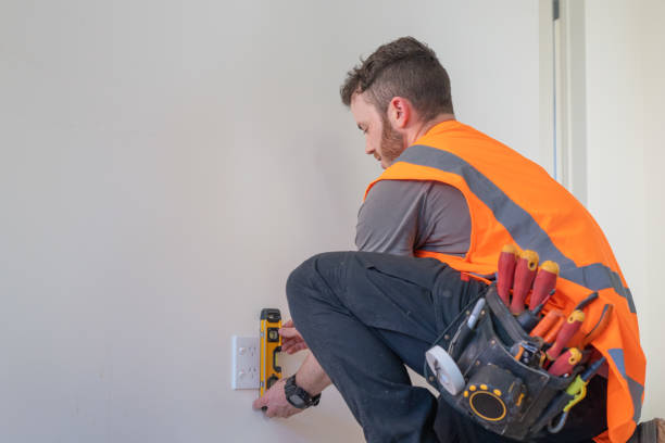 Best Circuit Breaker Repair  in Monona, WI